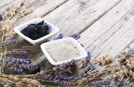 福岡にて完全オリジナルのクレイ化粧品や泥パックの販売を行っております