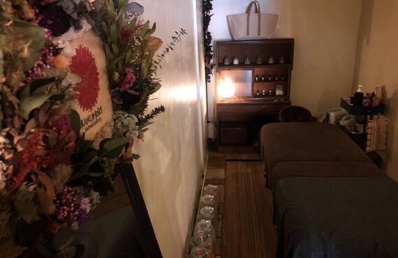 太陽のエネルギーをたっぷり浴びた地球を感じる化粧品「ERATH CLAY」