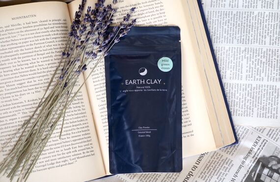 フランス産クレイの化粧品「EARTH CLAYの地球の粉」マイルドグリーンムーンをご紹介